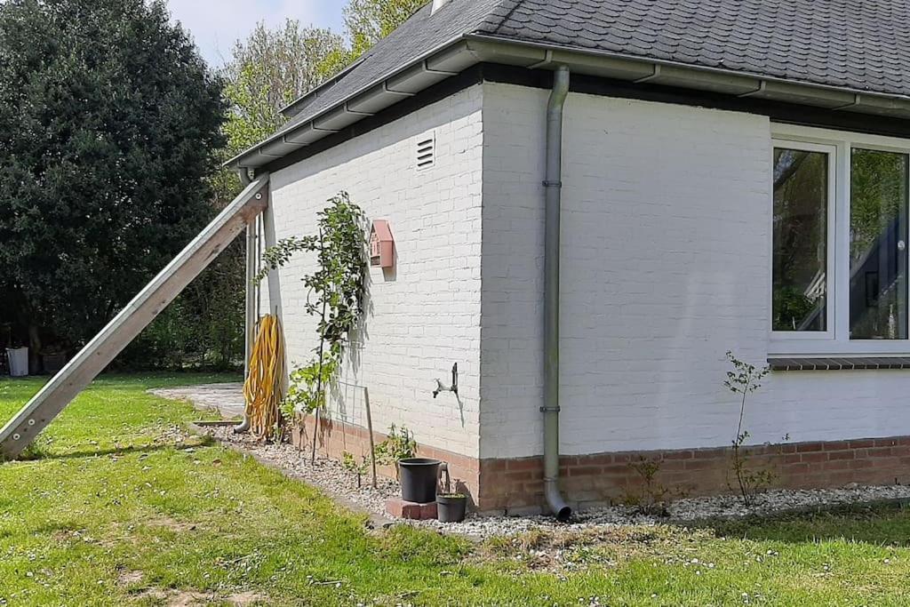 Vrijstaande Recreatievilla Met Ruime Omheinde Tuin Posterholt Eksteriør bilde